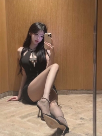 在闵行开课嫩模腿长逼嫩