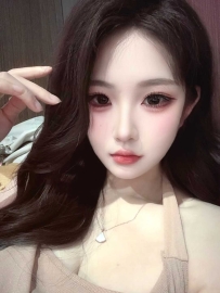 扬州嫩妹一对奶子是又大又白